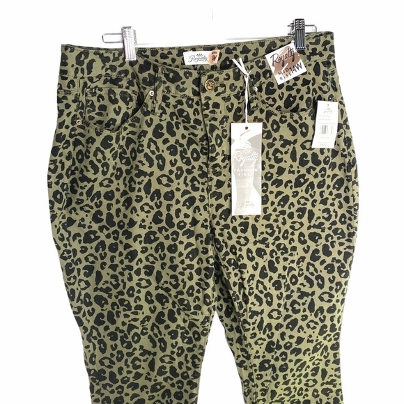 NWT Royalty Denim Olive Animal Print - Picture 5 of 11